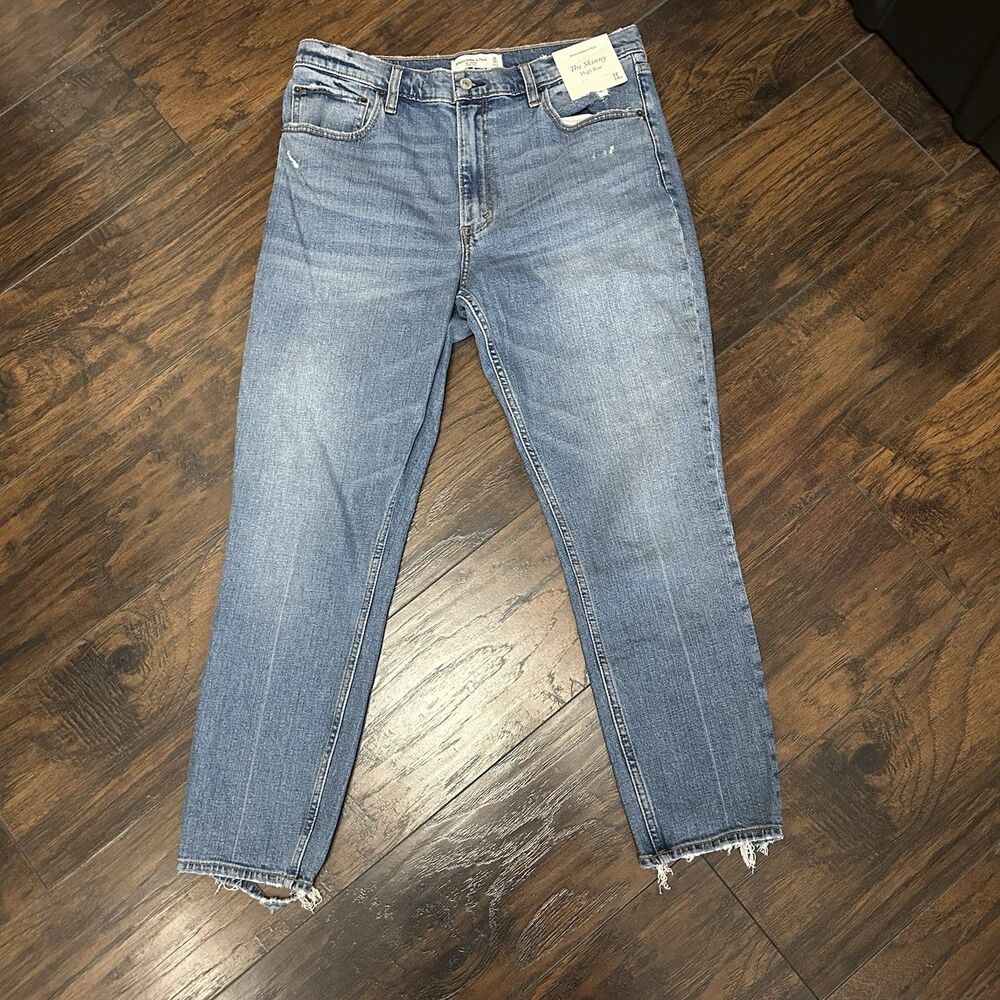 Abercrombie & Fitch Women's Skinny Jeans - Light Wash Blue